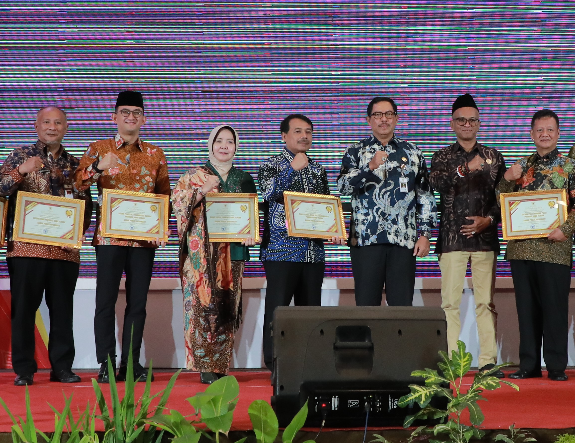 Badan Kepegawaian Daerah Jawa Tengah memperoleh predikat sebagai Badan Publik Informatif 