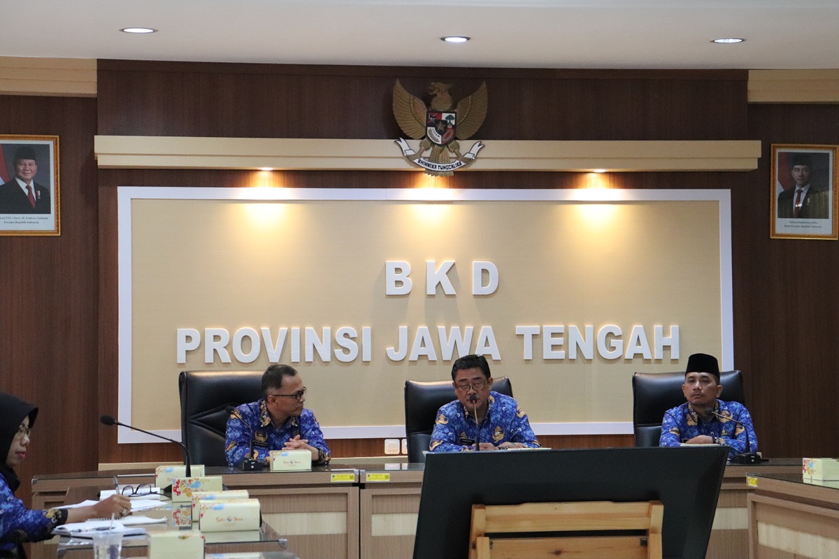 Studi Tiru BKPSDMD Kabupaten Brebes Terkait Pengelolaan Sistem Informasi dan Data Serta Pengelolaan Kinerja di BKD Provinsi Jawa Tengah